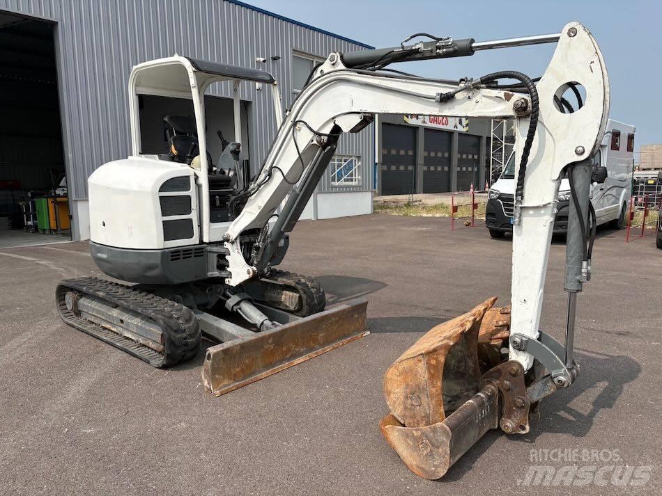 Neuson 38 Z 3 RD Мини екскаватори < 7 т