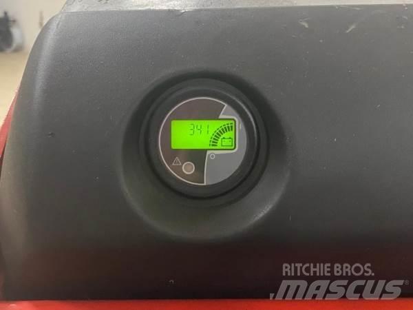 Manitou TI30 RM SP Самоходни товарачи
