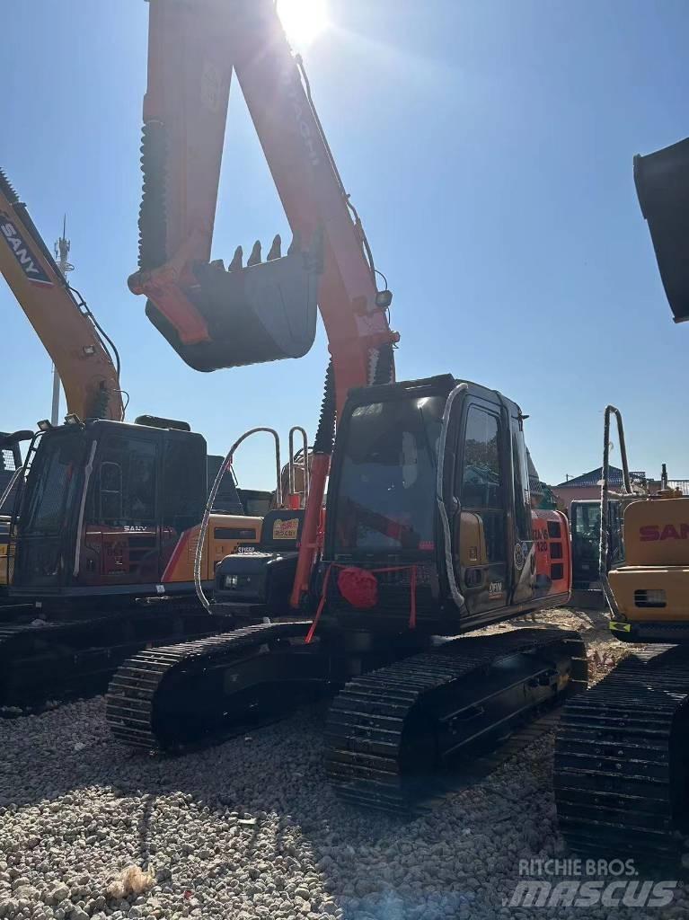 Hitachi ZX 120 Средни екскаватори 7т - 12т