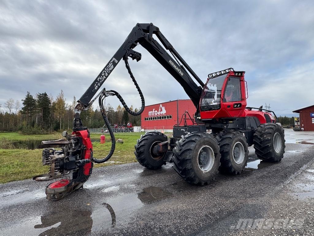 Komatsu 951 Харвестери