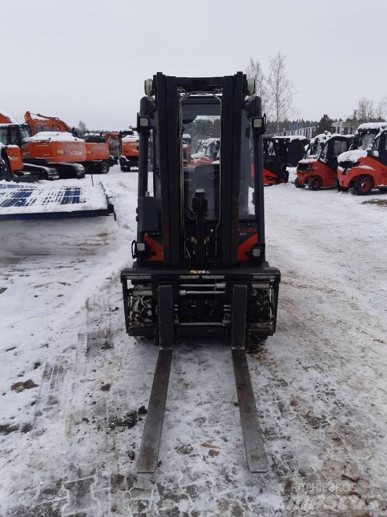 Linde H 25 T Камиони с АГУ