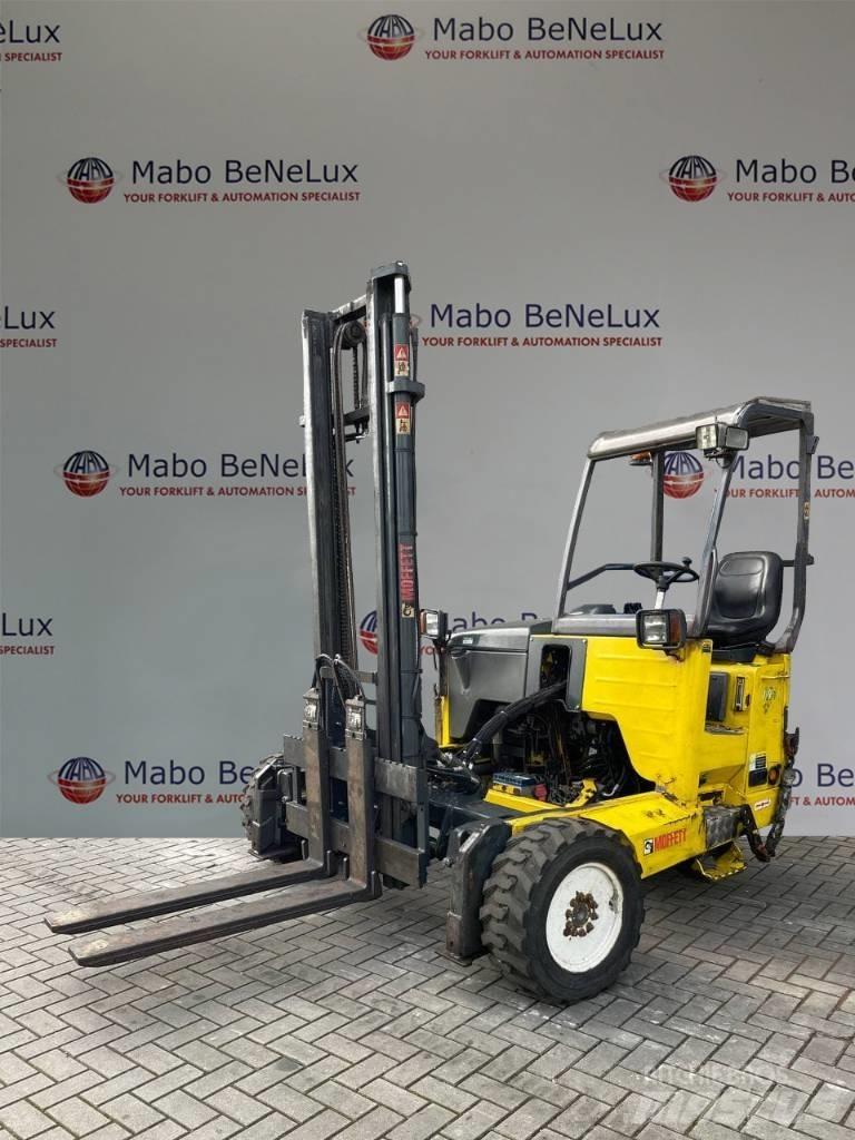 Moffett M5 Моторизирани високоповдигачи с открити платформи