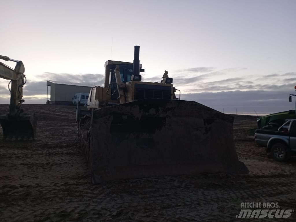 Komatsu D 375 A-2 Верижни булдозери
