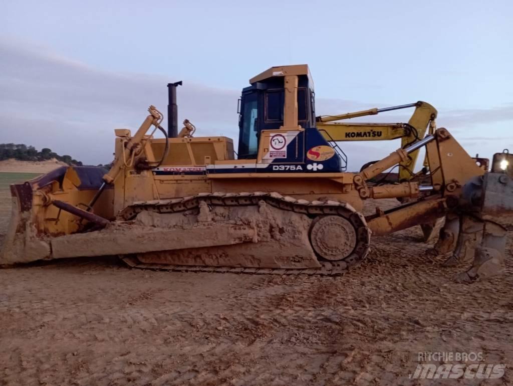 Komatsu D 375 A-2 Верижни булдозери
