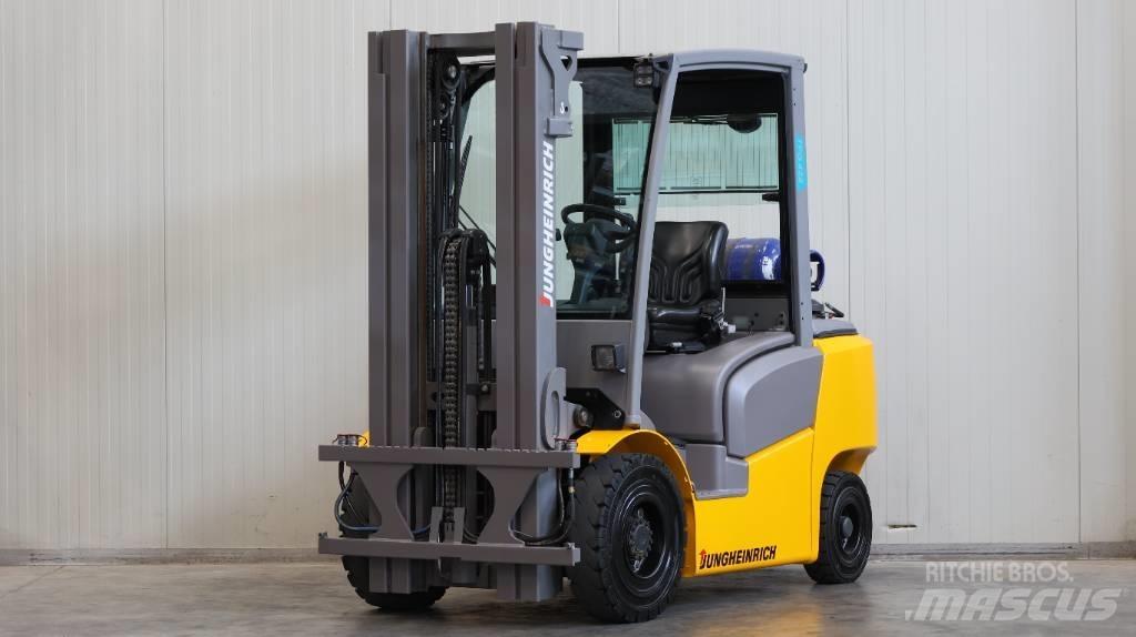 Jungheinrich TFG 425 Камиони с АГУ