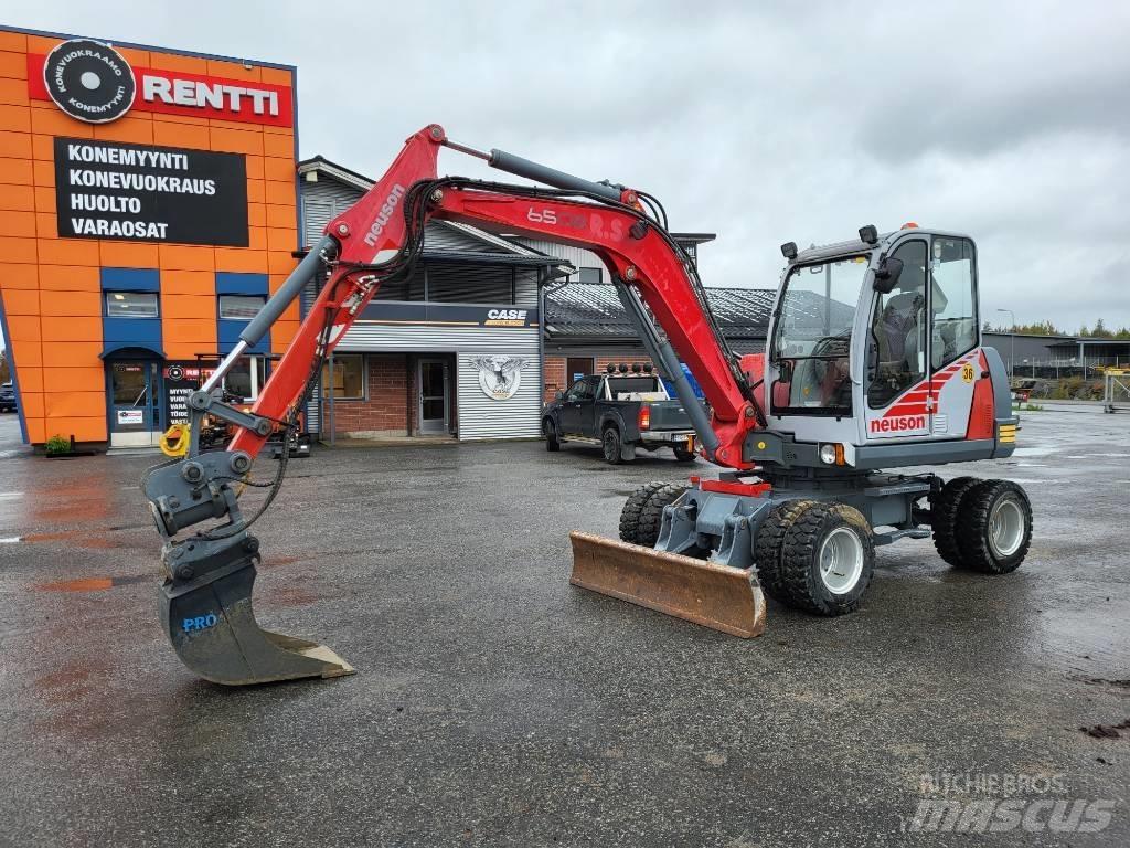 Neuson 6502 WD Колесни екскаватори