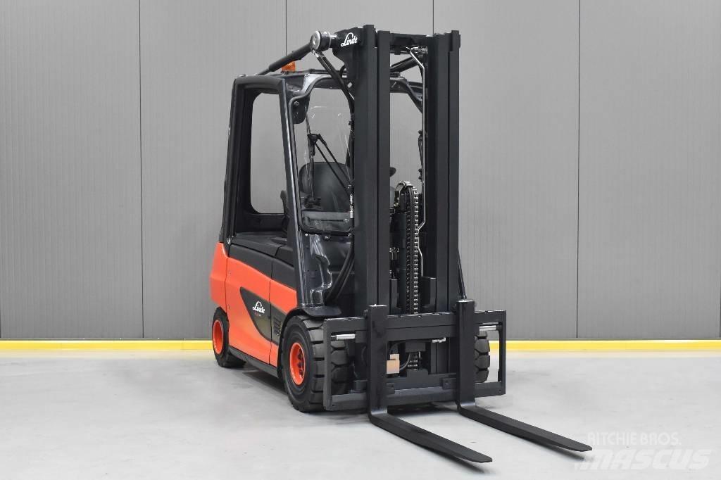 Linde E 30-01 Електрически вилични кари-повдигачи