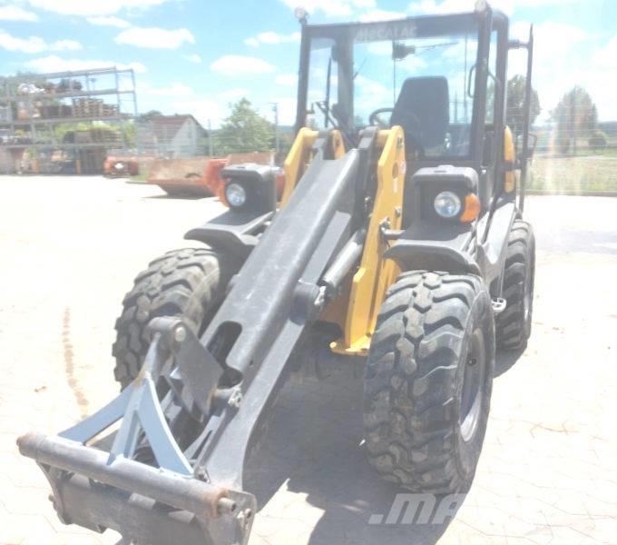 Mecalac AX 1000 Мини товарачи
