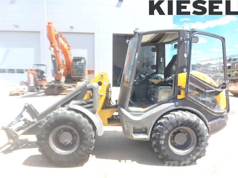 Mecalac AX 1000 Мини товарачи
