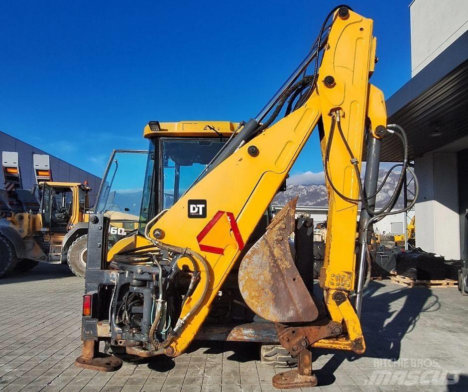 Terex 860 Товарач със заден ексватор