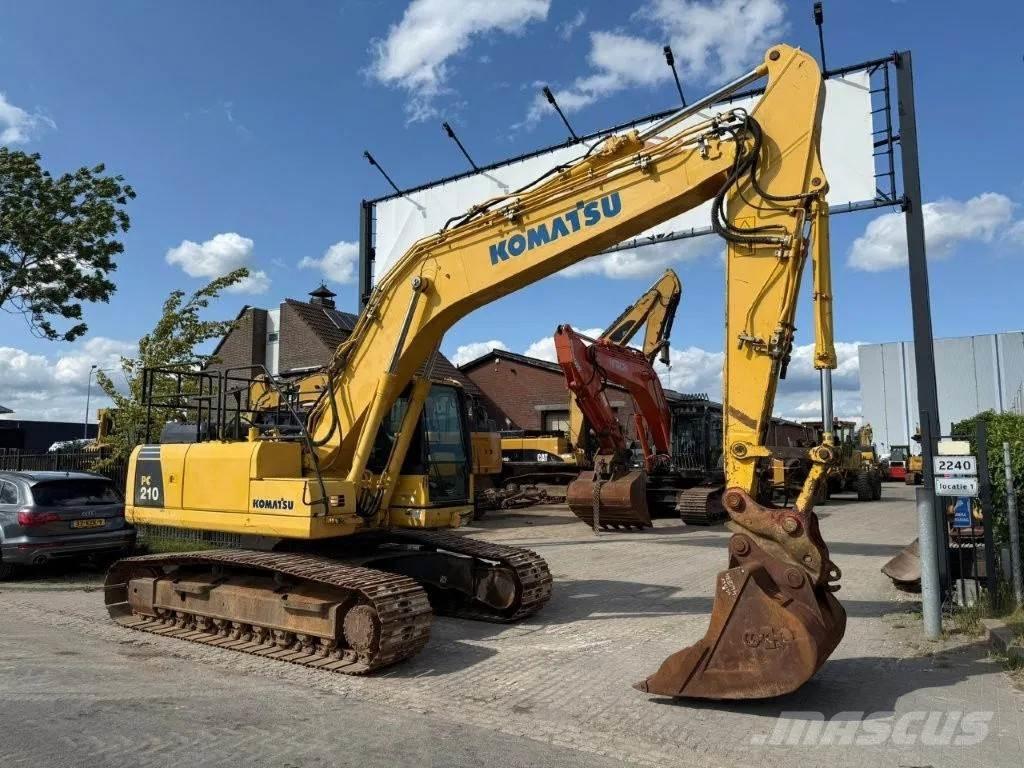 Komatsu PC210LC-8 Верижен екскаватор