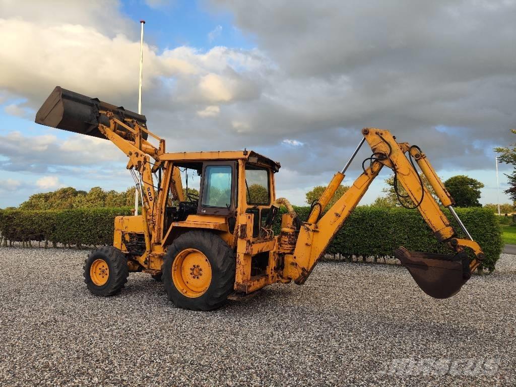 Massey Ferguson 50 D Товарач със заден ексватор