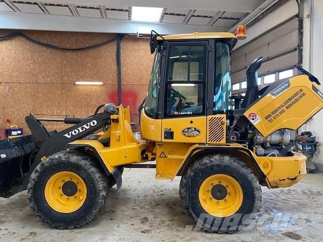 Volvo L 30 G Колесни товарачи