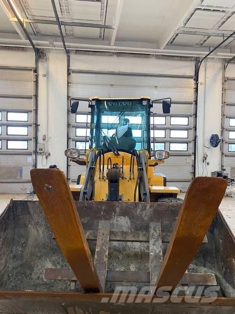 Volvo L 30 G Колесни товарачи