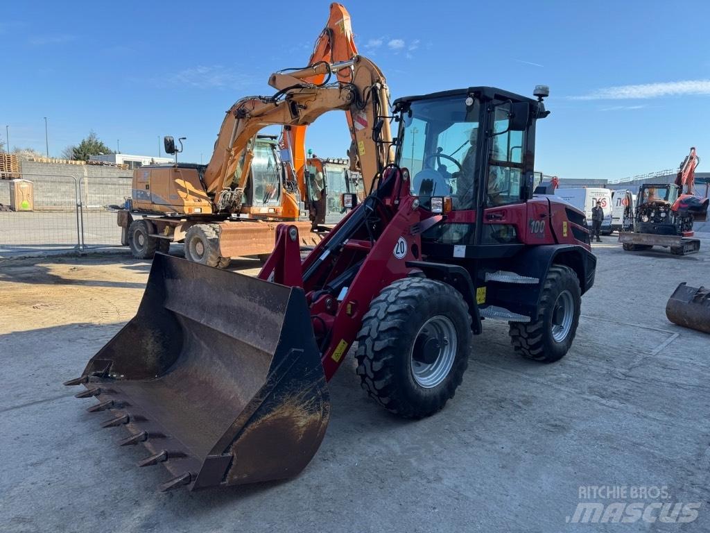 Yanmar V100 (00778) Колесни товарачи