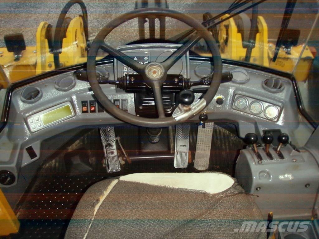 Volvo L 70 C Колесни товарачи