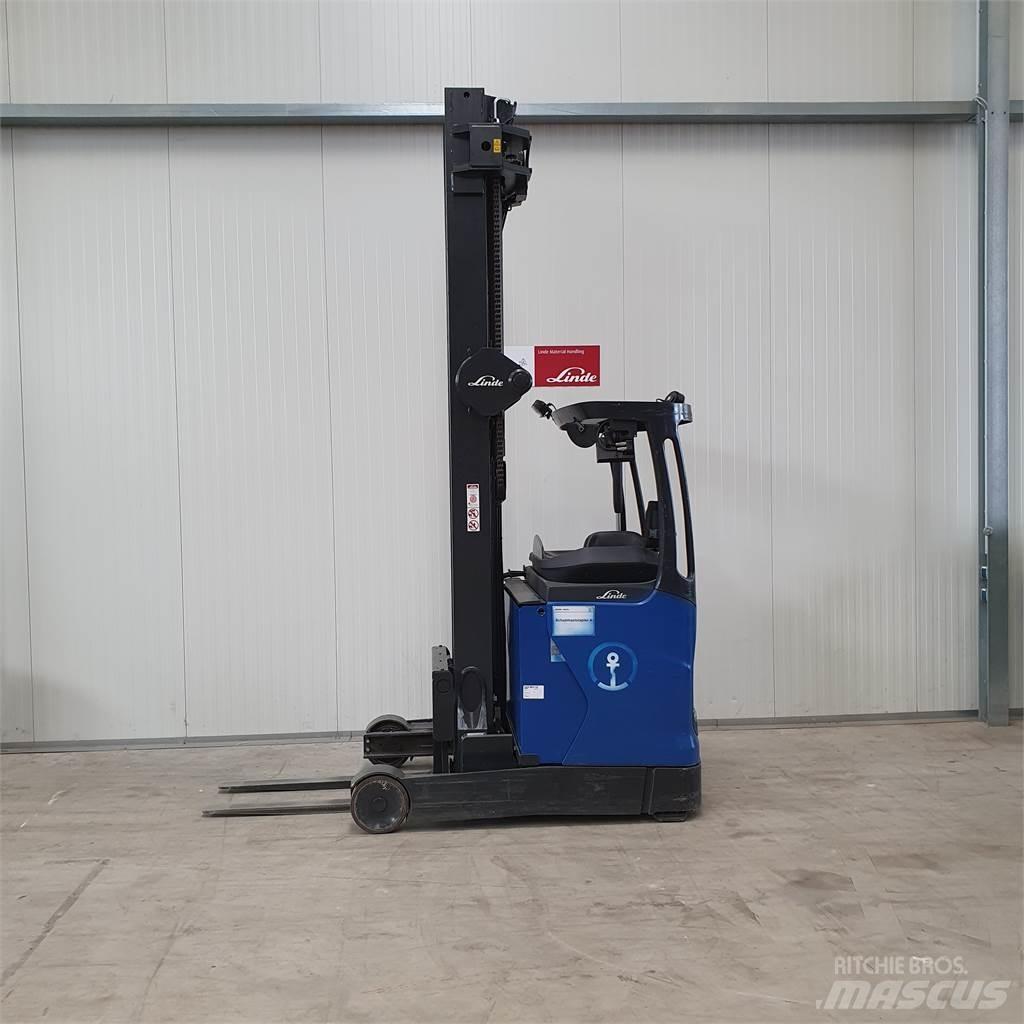 Linde R16HD Ретрак/ Високоповдигач с изместване на вилката напред