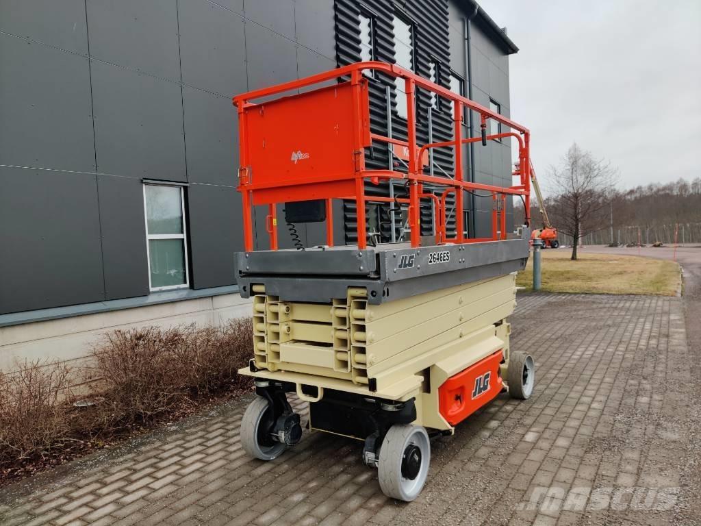 JLG Saxlift 2646 ES Вертикални мачтови повдигачи
