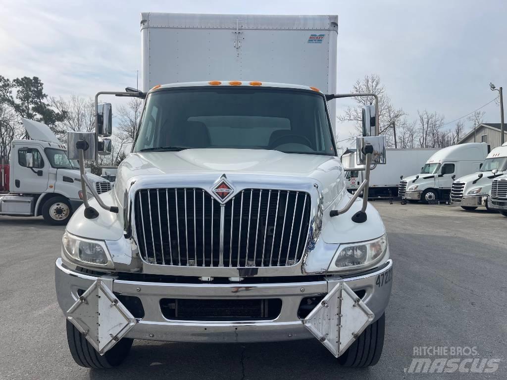International 4300 Каросерии