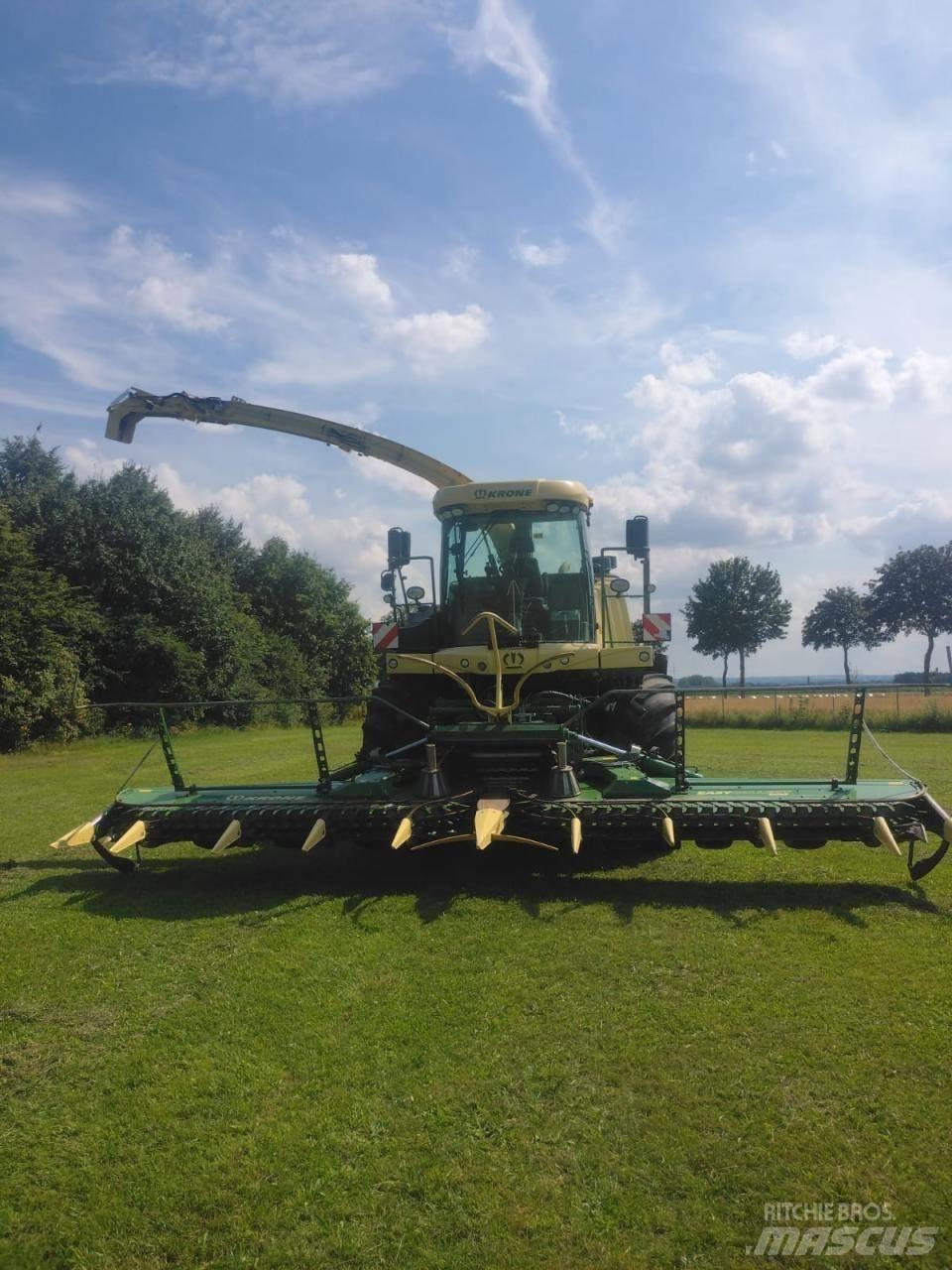 Krone Big X 700 Самоходни фуражири