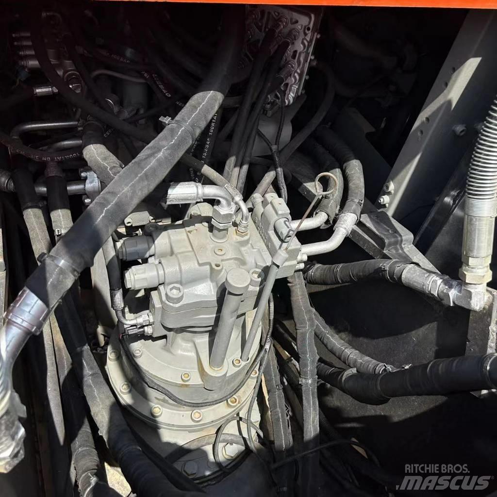 Hitachi 200-3 Верижен екскаватор