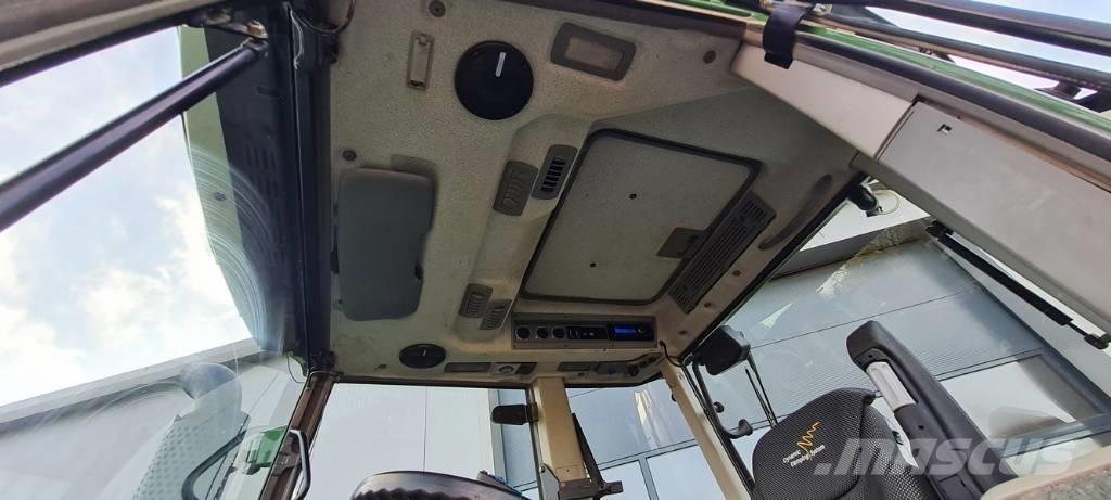 Fendt 820 Vario TMS Трактори