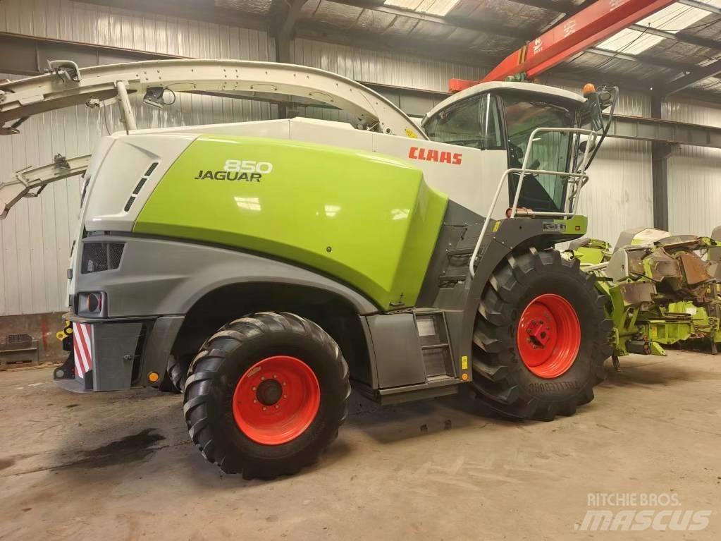 CLAAS Jaguar 850 Самоходни фуражири