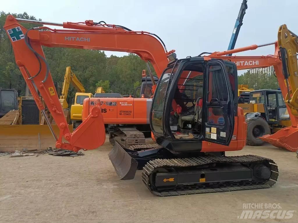 Hitachi ZX 75 Средни екскаватори 7т - 12т