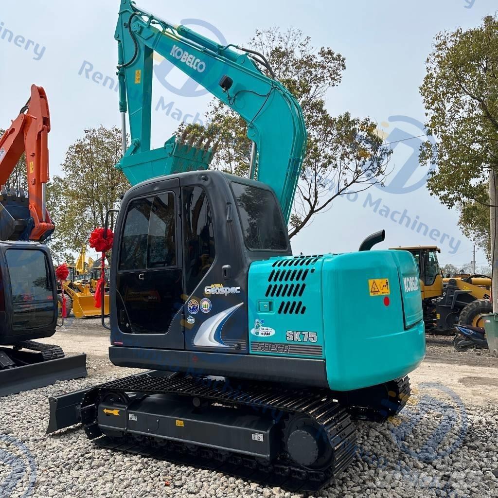 Kobelco SK75 Верижен екскаватор