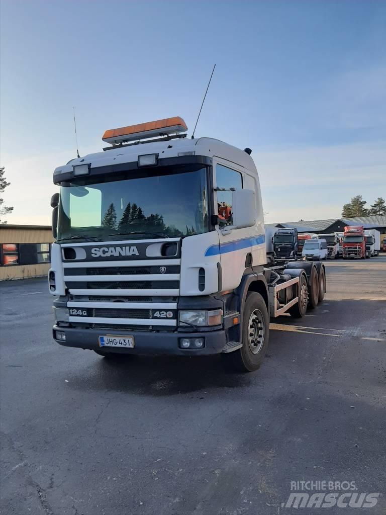Scania P 124 Камиони с кран с кука