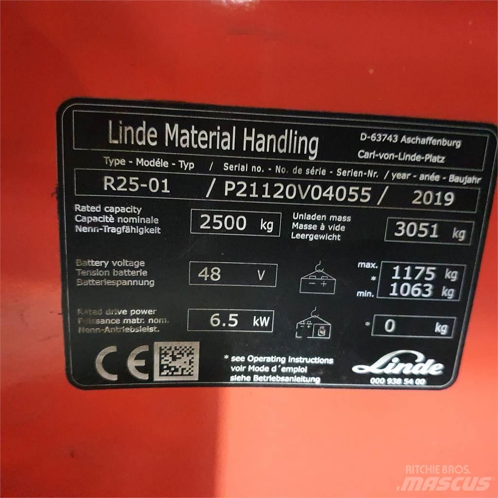 Linde #N/A Ретрак/ Високоповдигач с изместване на вилката напред