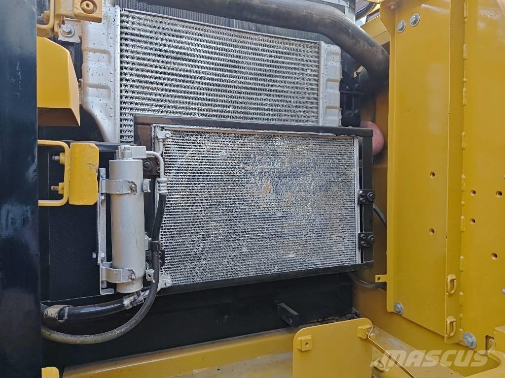 CAT 320 D Верижен екскаватор