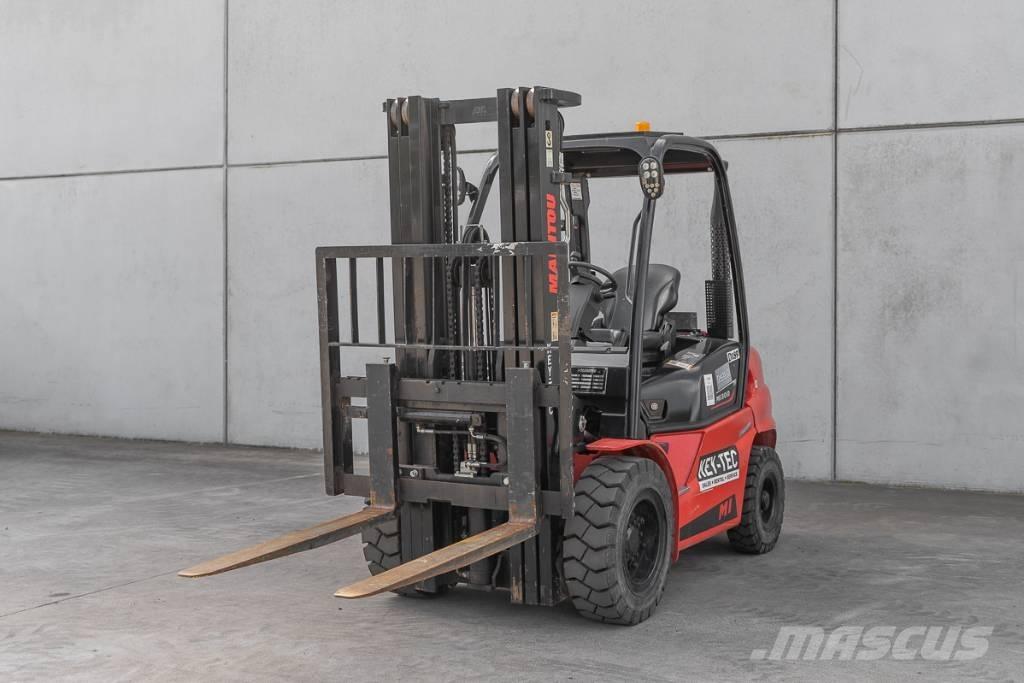 Manitou MI 30 D Дизелови камиони