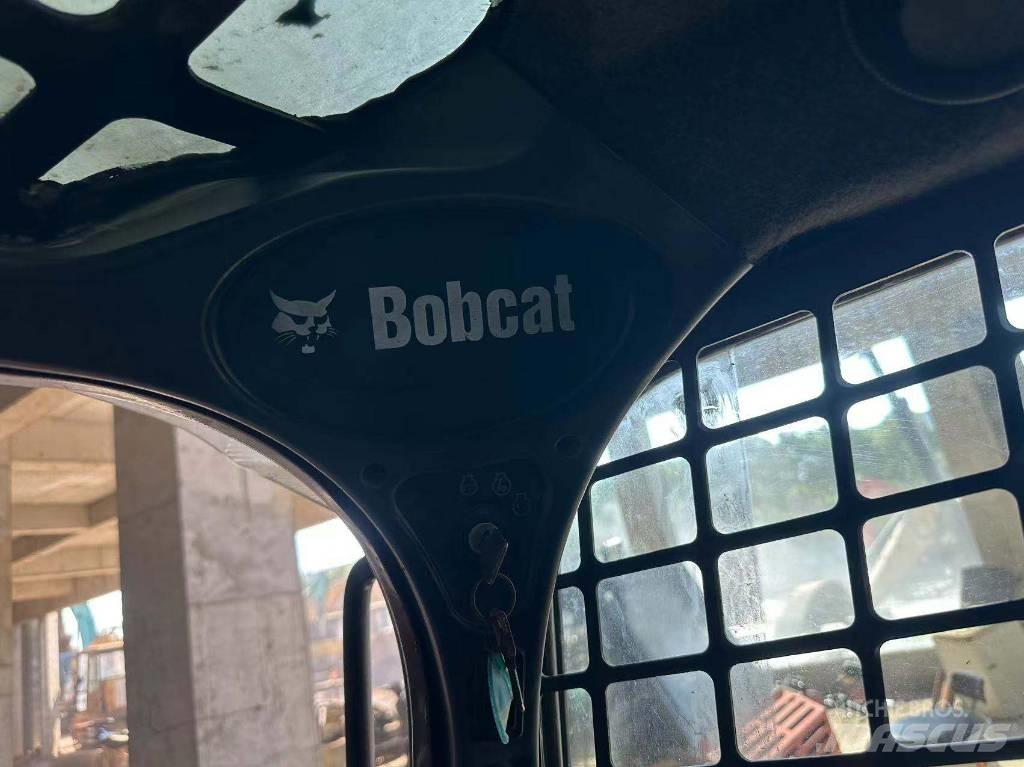 Bobcat S750 Мини товарачи
