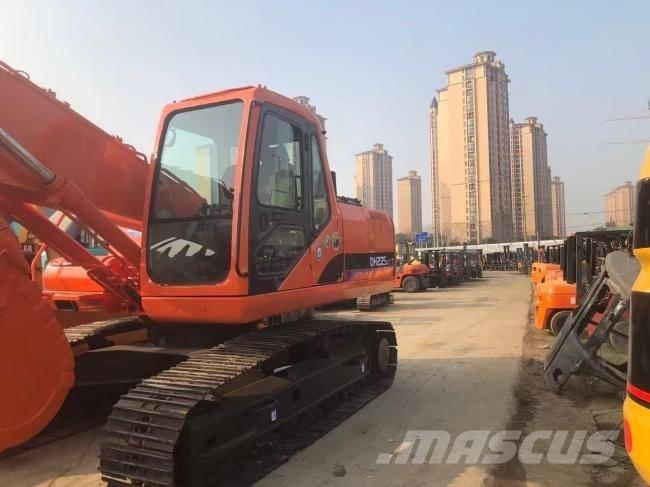 Doosan DH 225 LC-9 Верижен екскаватор