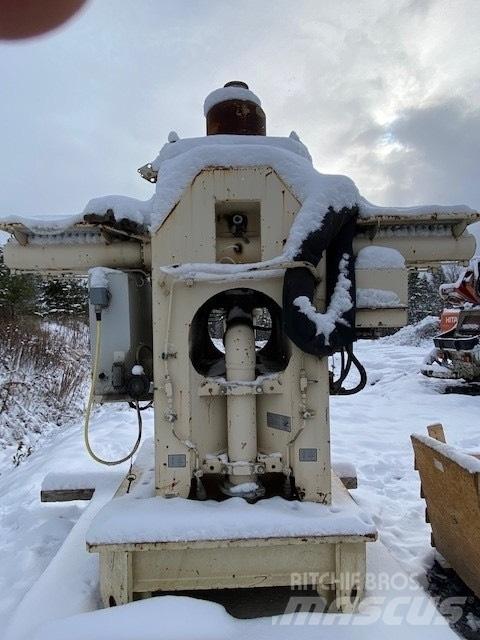 Putzmeister Pedestal Бетонопомпи
