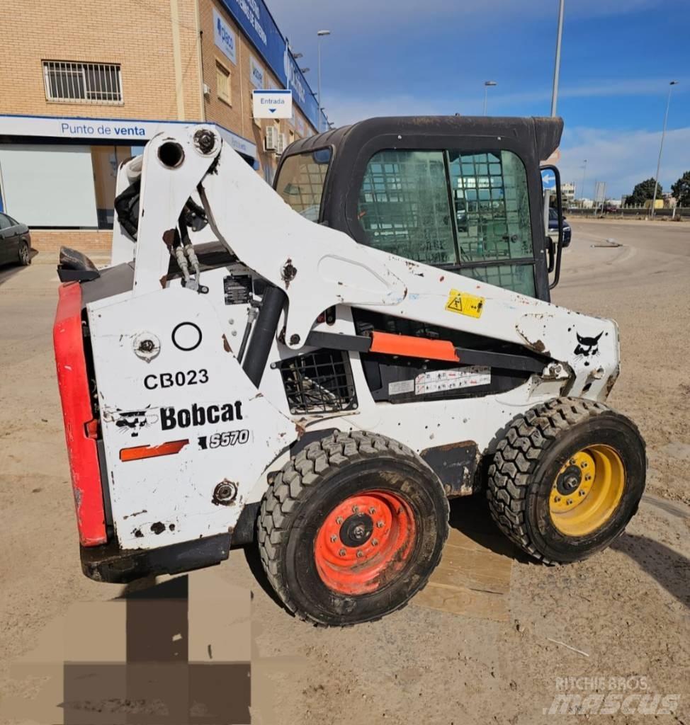 Bobcat S 570 Мини товарачи
