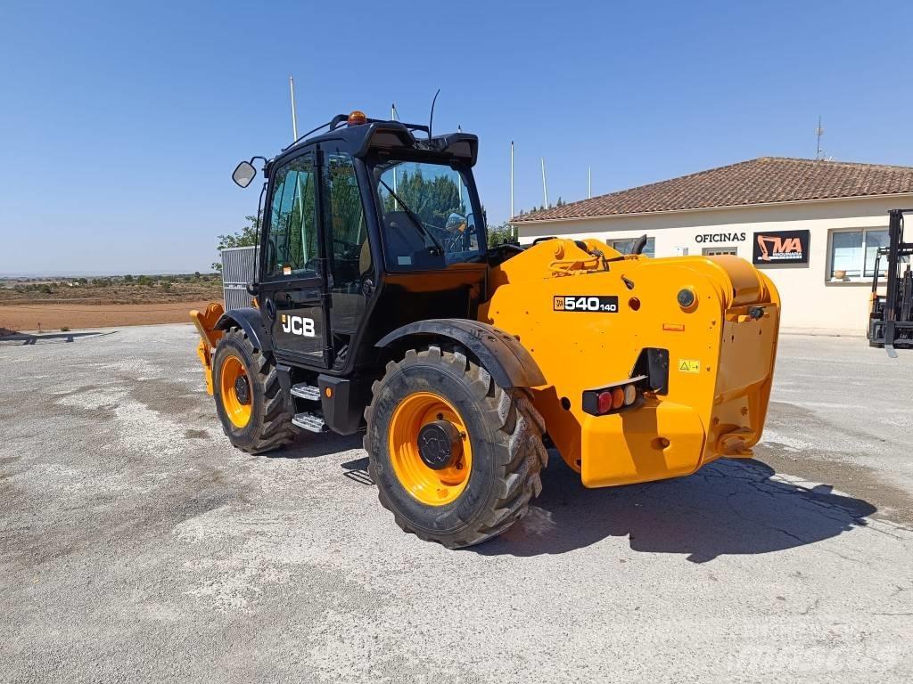 JCB 540-140 Телескопични товарачи
