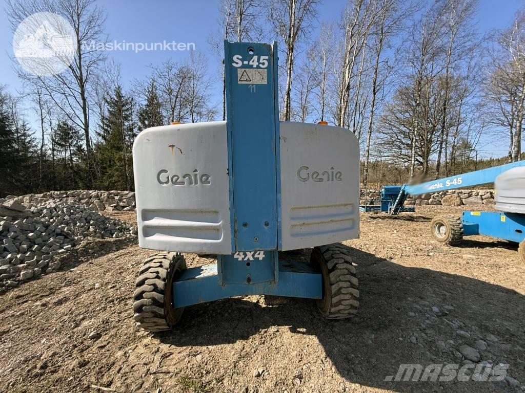 Genie S 45 Телескопични повдигачи
