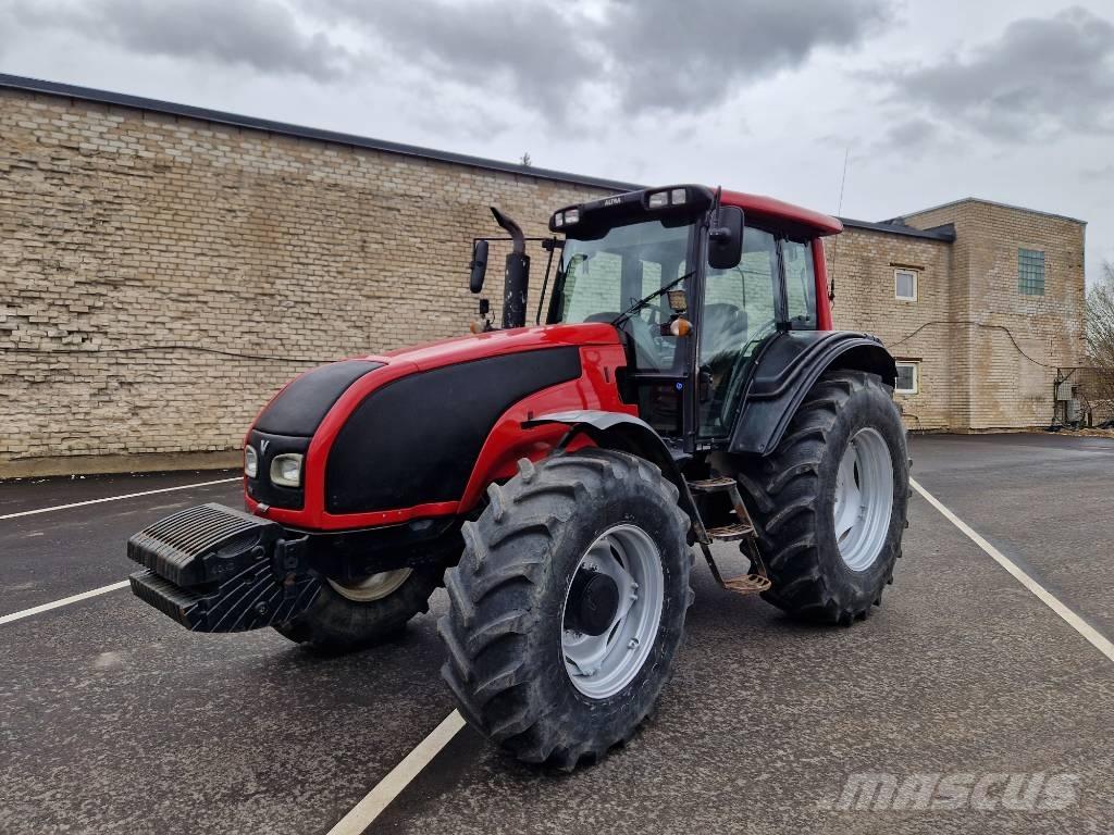Valtra T 191 Advance Трактори