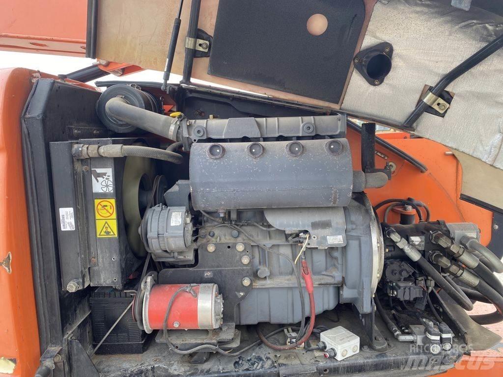 JLG 600AJ Съчленени стрелови подемници