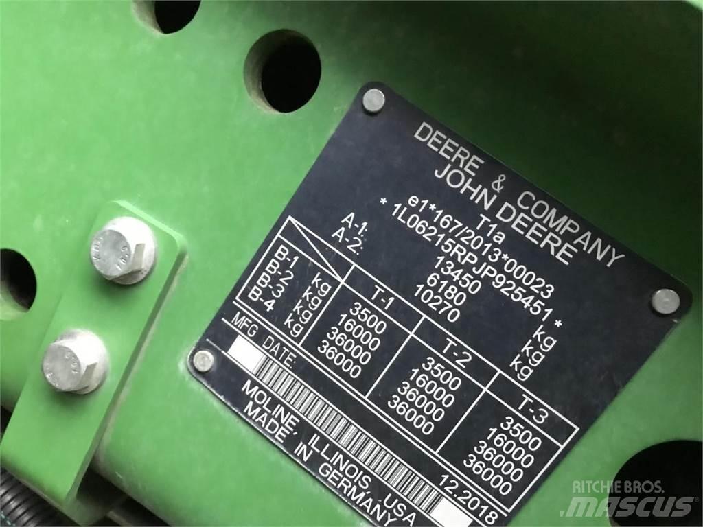 John Deere 6215R Трактори