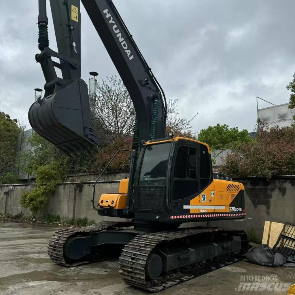 Hyundai R220LC-9S Верижен екскаватор