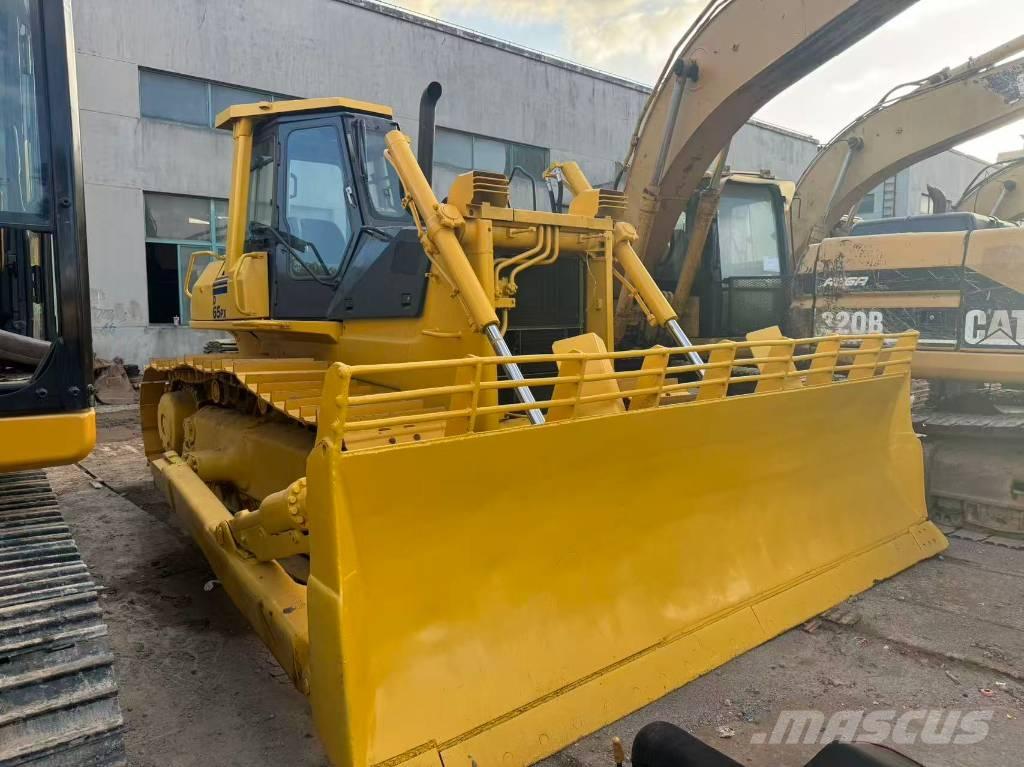 Komatsu D 65 PX-12 Верижни булдозери
