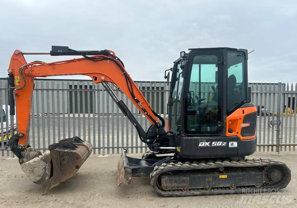 Doosan DX50Z-7 Мини екскаватори < 7 т