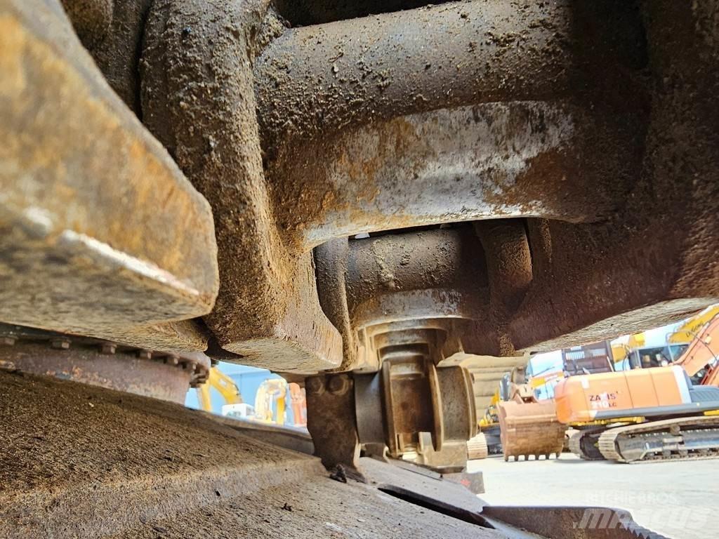 Komatsu PC210LC-8 Верижен екскаватор