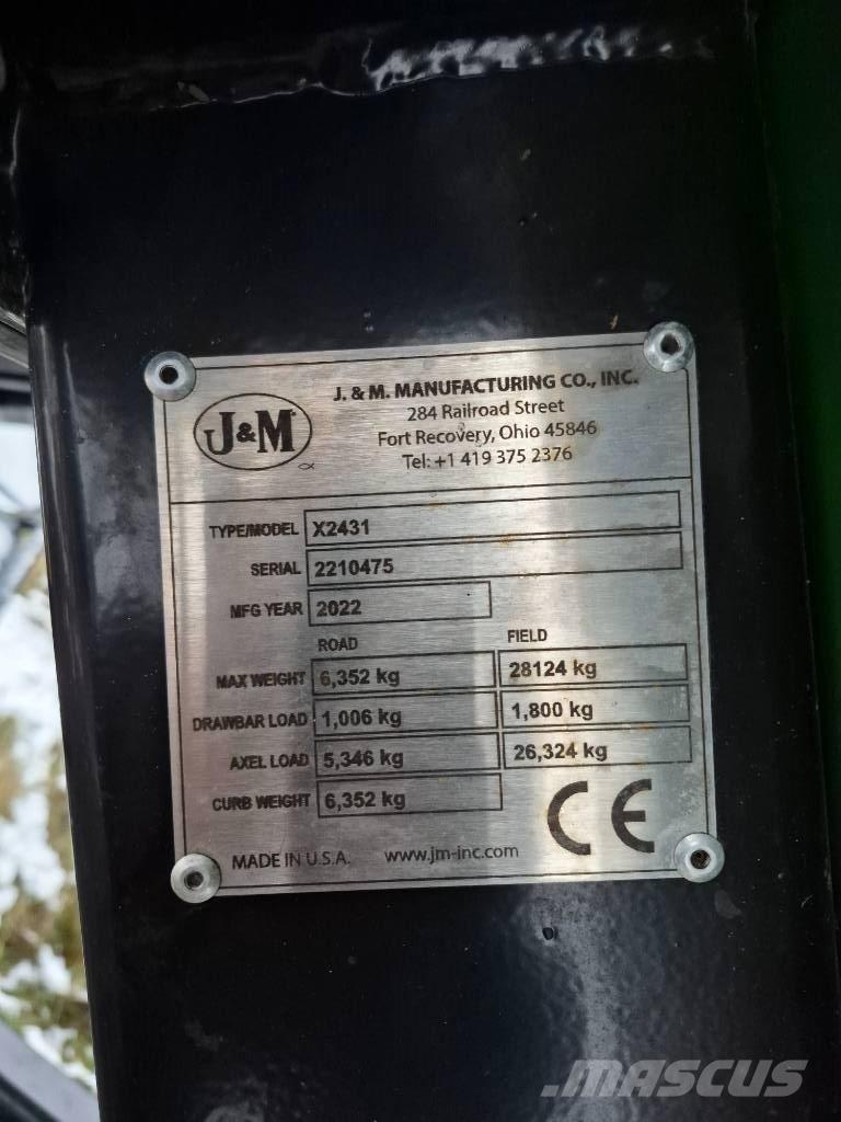 J&M X2431 Ремаркета за зърно / силаж
