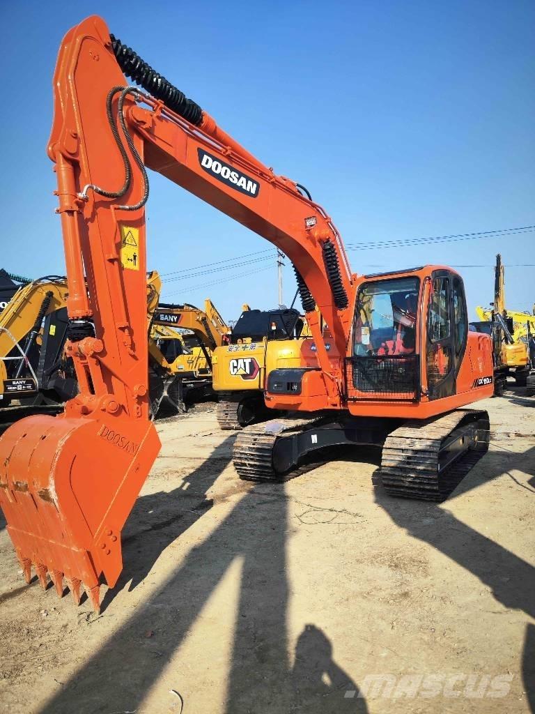 Doosan 150lc Верижен екскаватор
