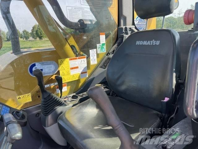 Maeda LC 785 Верижни кранове
