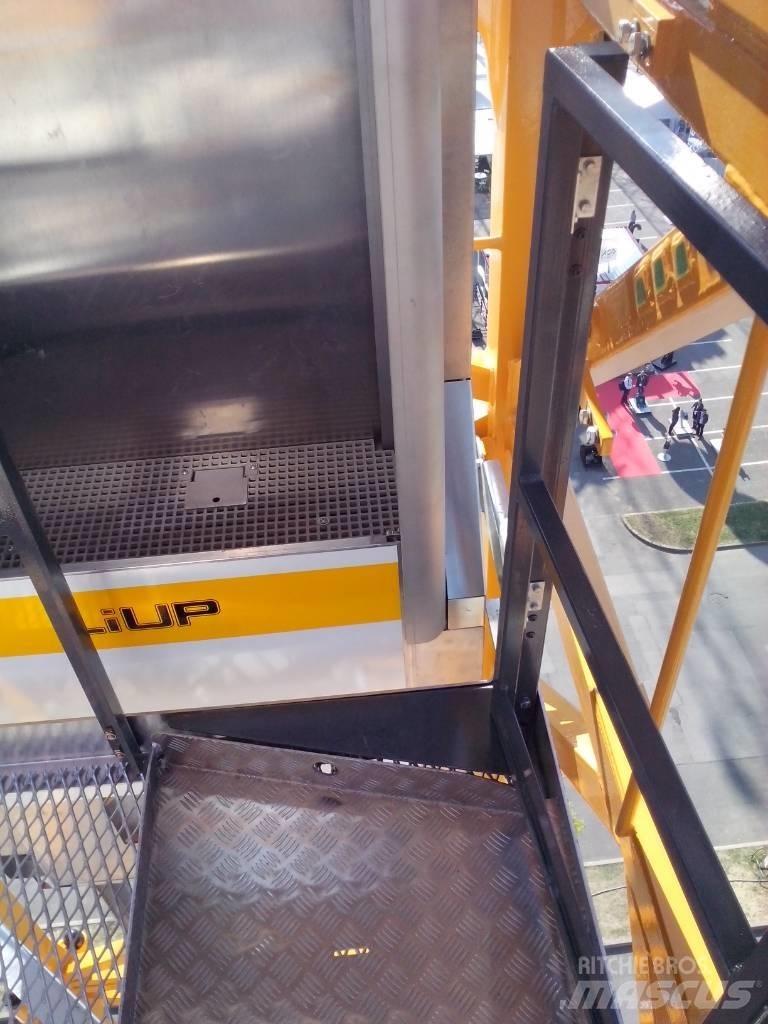 Liebherr LiUp 200 Подемници, лебедки и елеватори за материали
